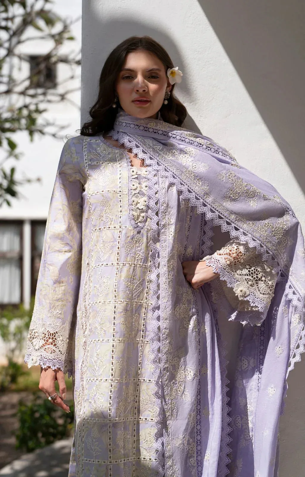 AJR Couture Printakari Lawn 25 Light Lavender Organza – view 3 – Poshaq