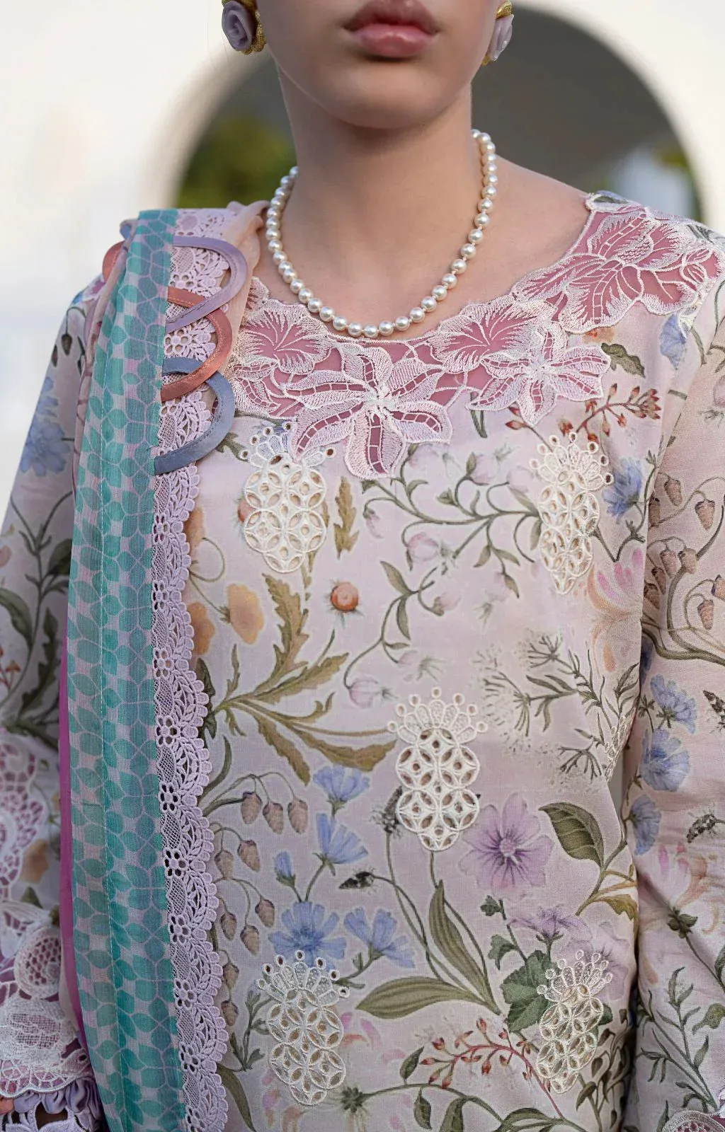 AJR Couture Printakari Lawn 25 Omber Chiffon – view 3 – Poshaq