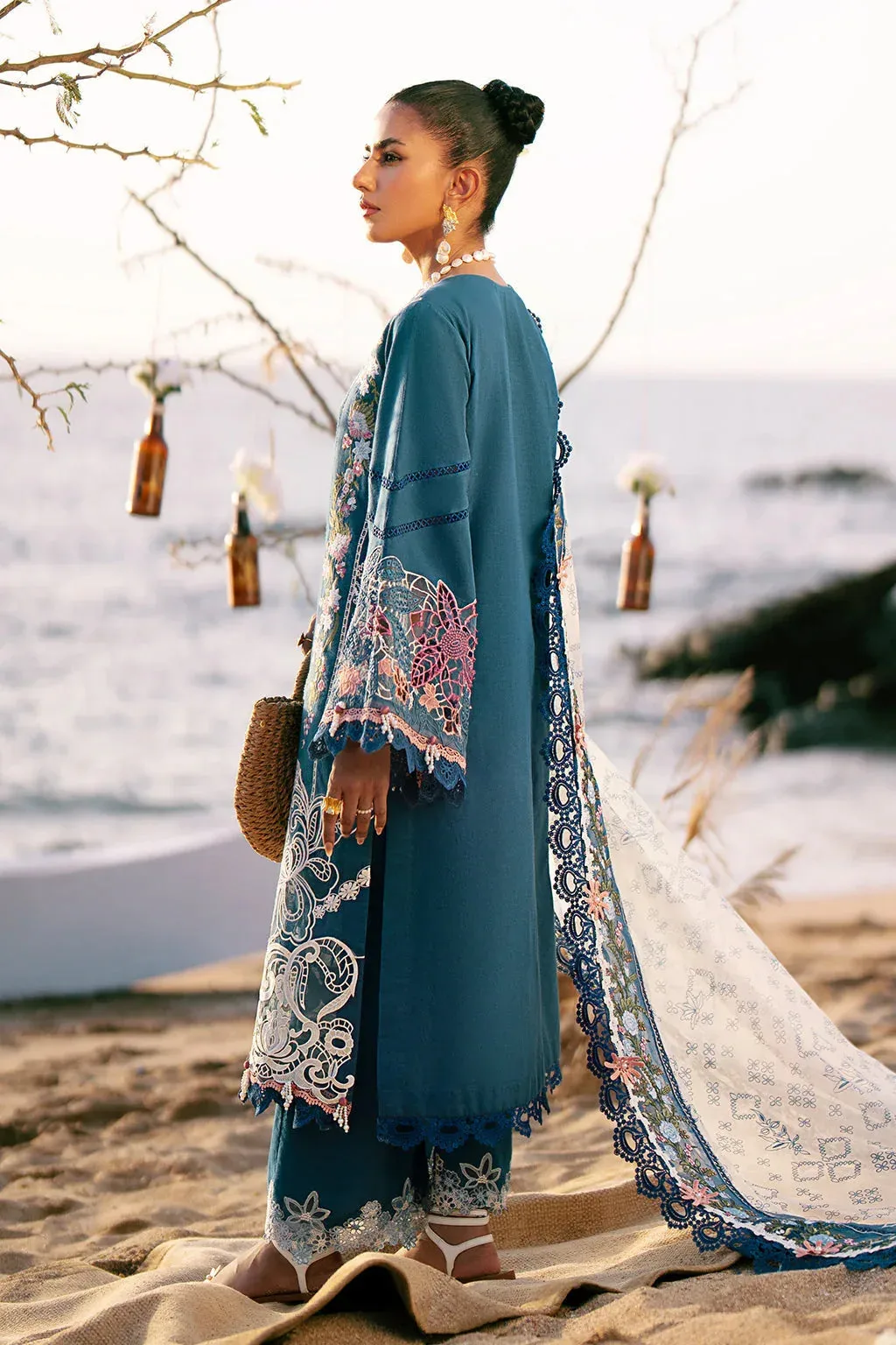 AJR Couture Dastan Luxury Lawn 25 Sea Green Organza – view 2 – Poshaq