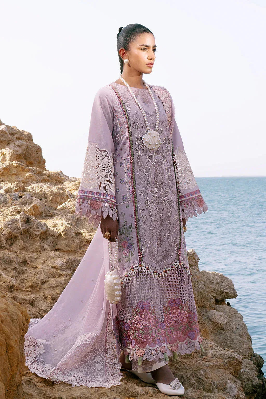 AJR Couture Dastan Luxury Lawn 25 Lilac Organza – view 5 – Poshaq