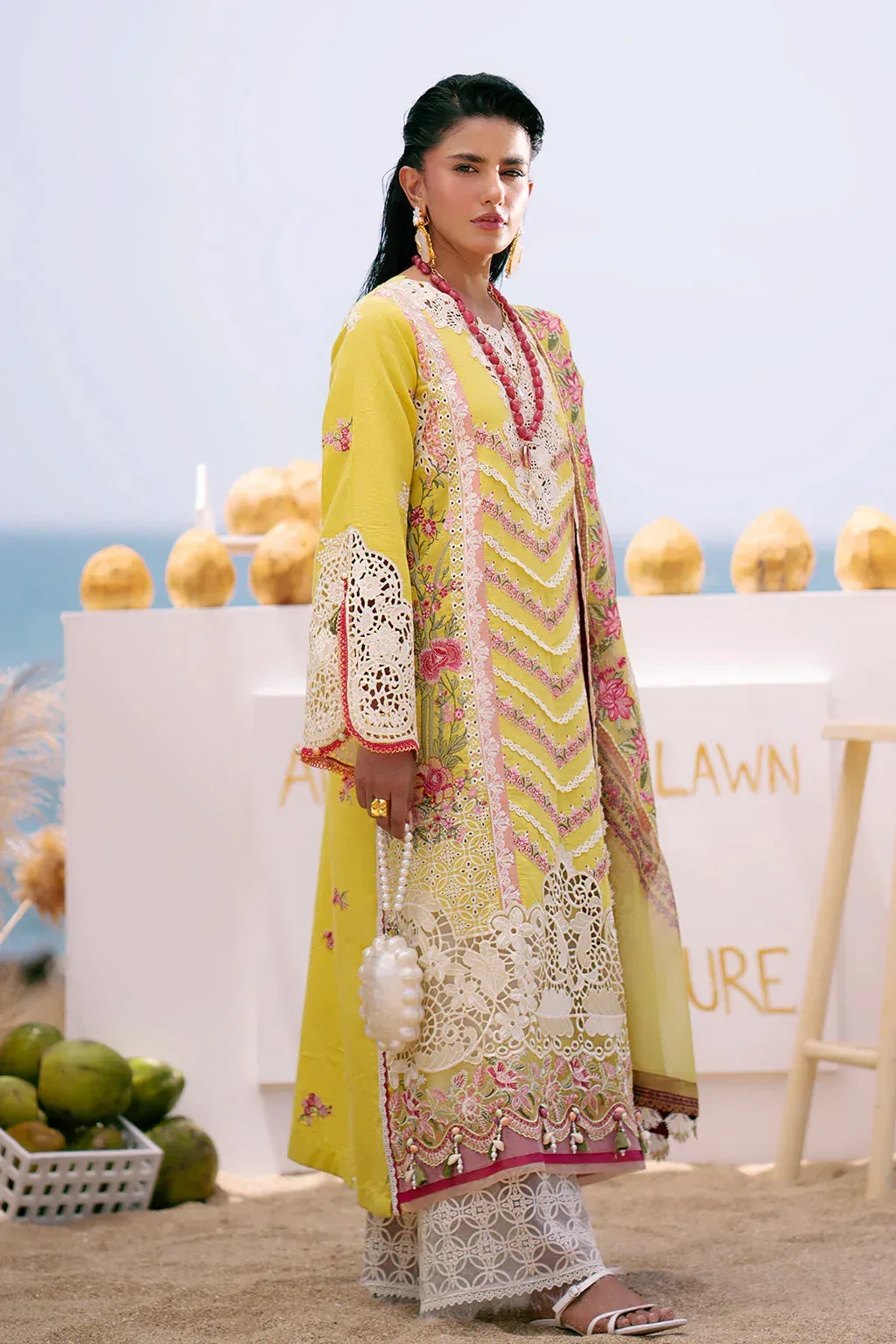 AJR Couture Dastan Luxury Lawn 25 Yellow Organza – view 5 – Poshaq