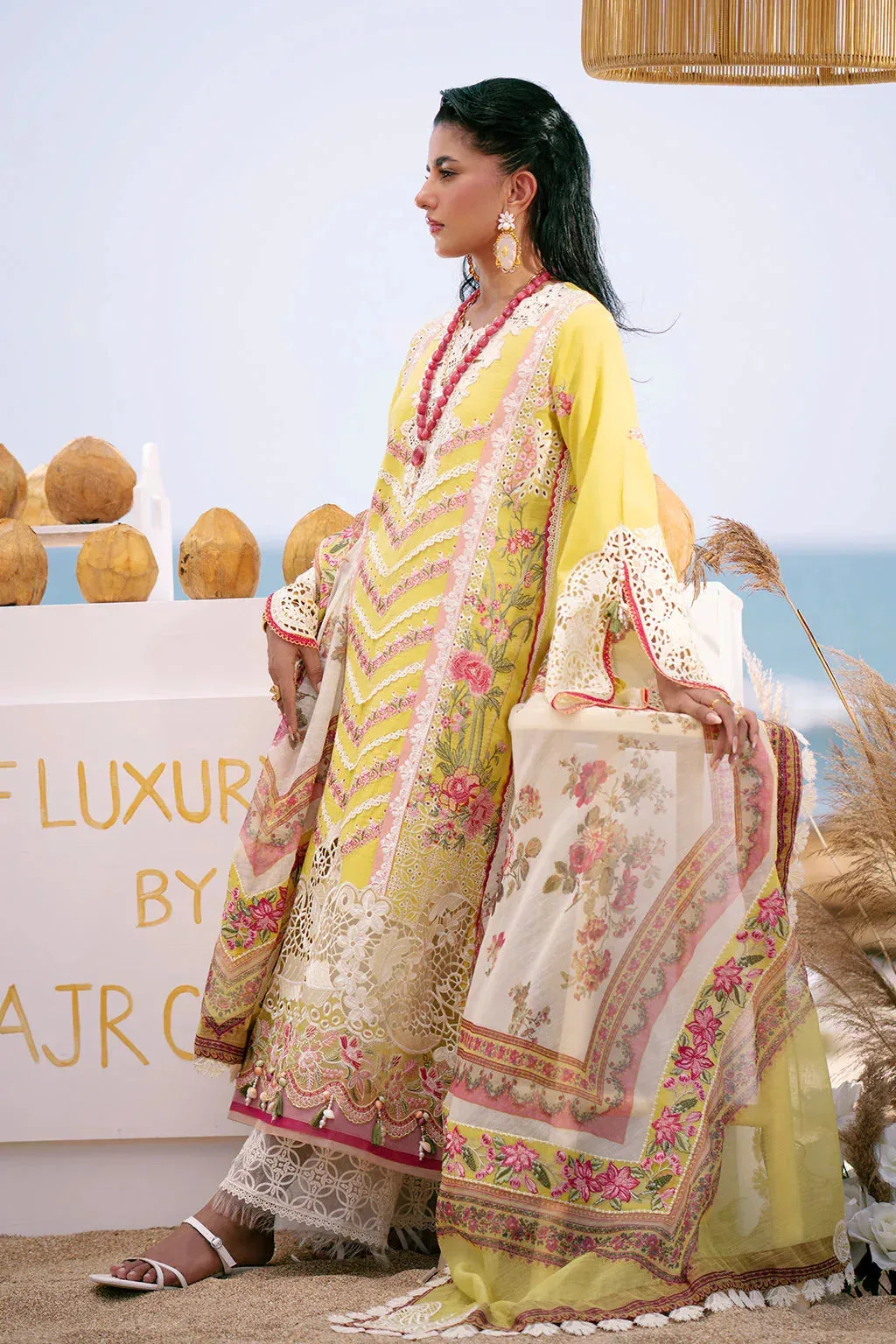AJR Couture Dastan Luxury Lawn 25 Yellow Organza – view 6 – Poshaq