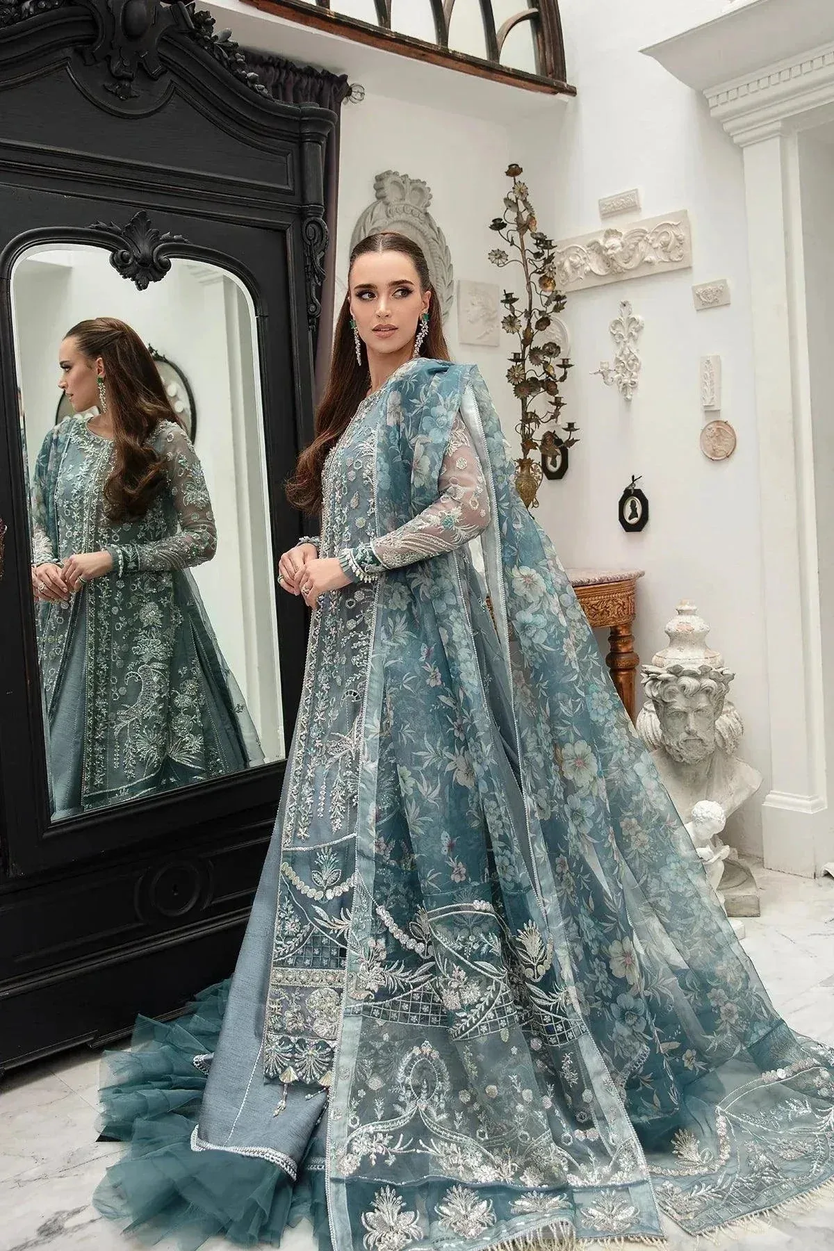 AJR Couture Alif Luxury Wedding Formals 23 Blue Organza – view 4 – Poshaq