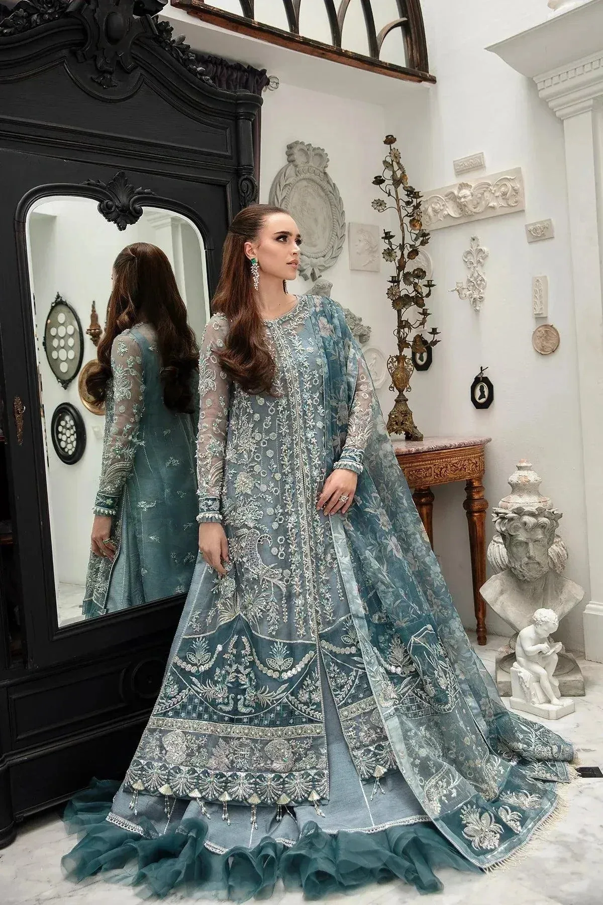 AJR Couture Alif Luxury Wedding Formals 23 Blue Organza – view 7 – Poshaq