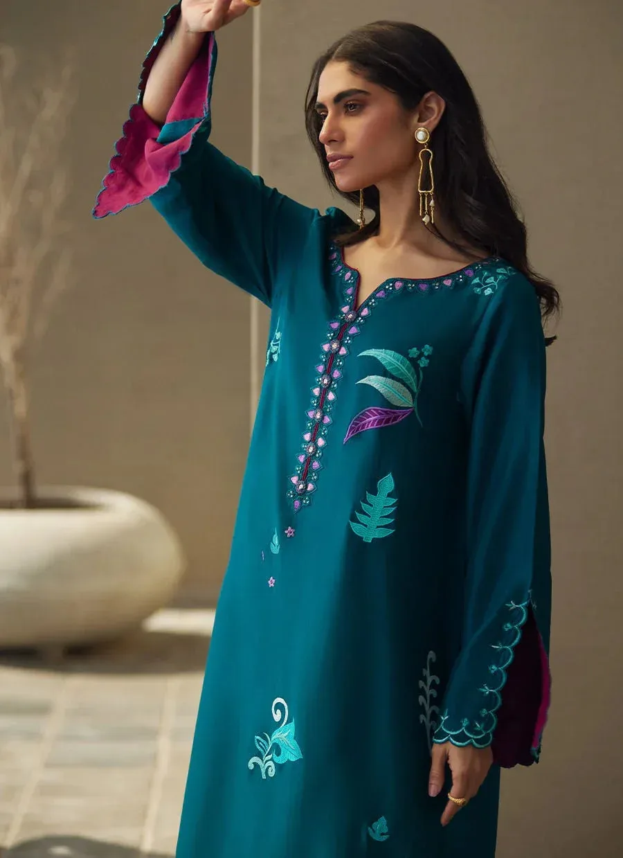 Farah Talib Aziz Laani The Kaftan Edit Teal Green Raw Silk – view 4 – Poshaq