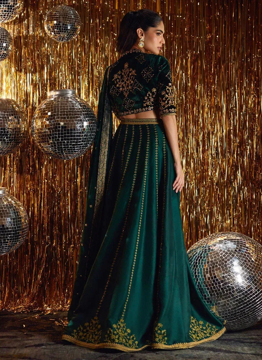 Farah Talib Aziz Velvet Fete 4 Green Raw Silk – view 2 – Poshaq