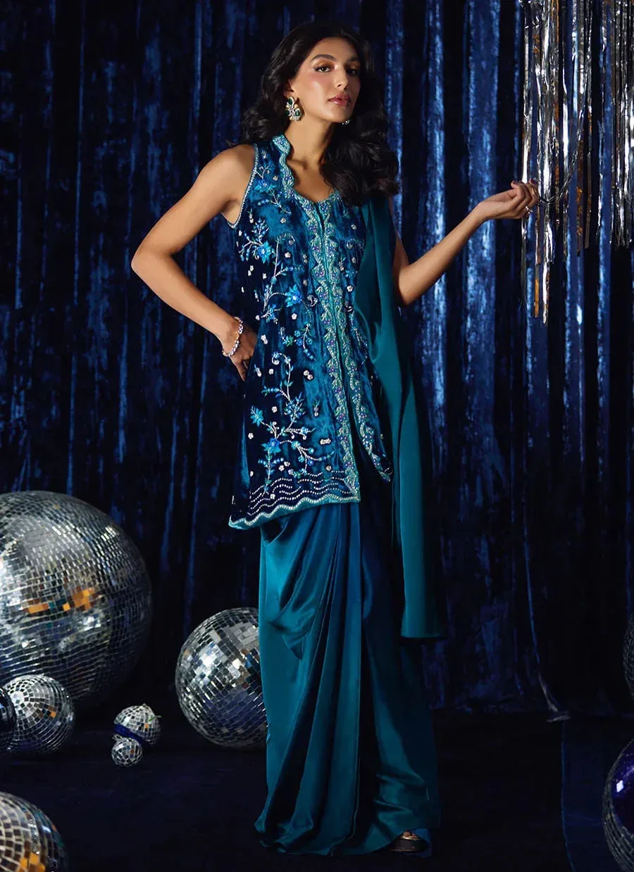 Farah Talib Aziz Velvet Fete 4 Green Velvet – view 4 – Poshaq