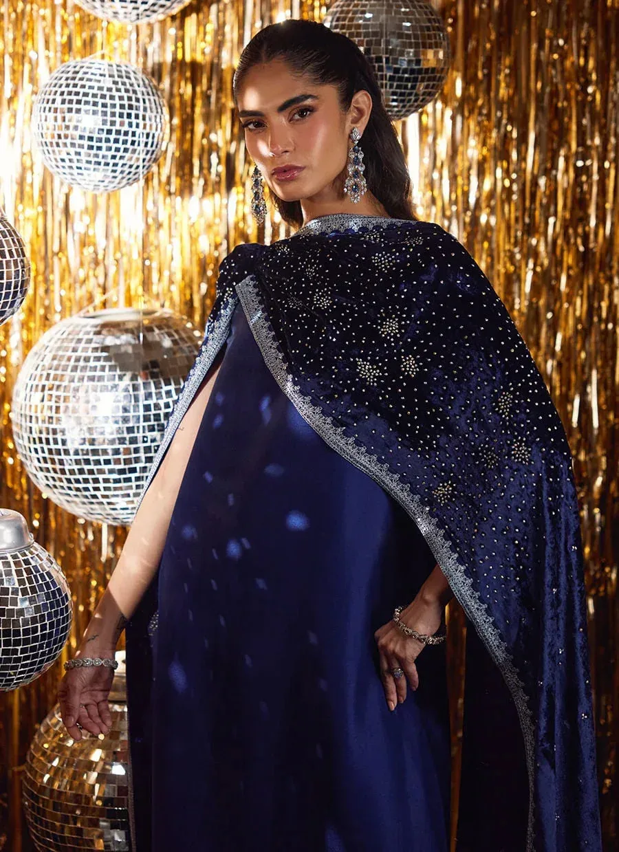 Farah Talib Aziz Velvet Fete 4 Silver Raw Silk – view 3 – Poshaq