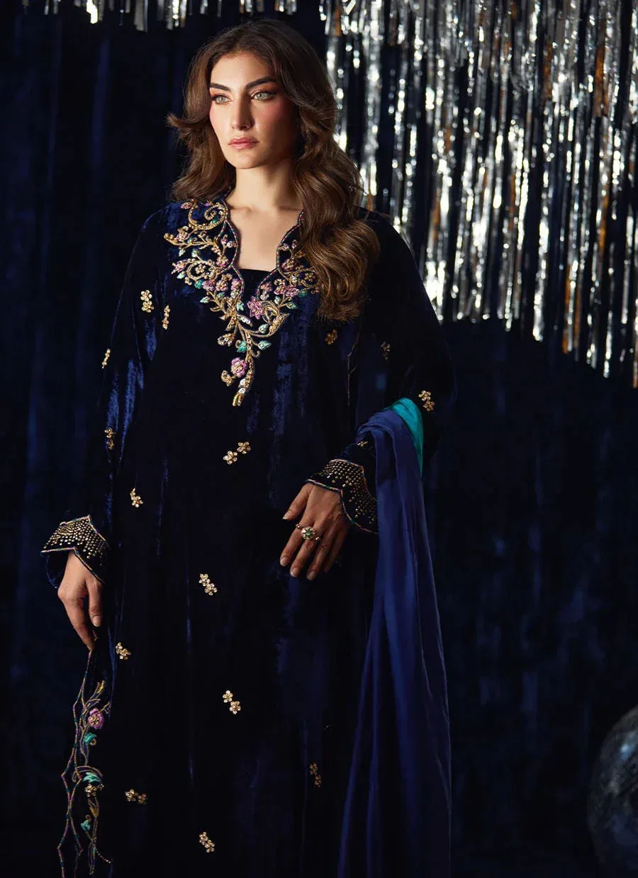Farah Talib Aziz Velvet Fete 4 Pink Raw Silk – view 3 – Poshaq