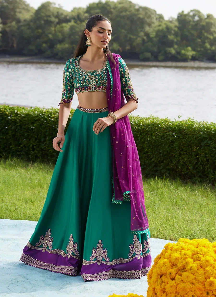 Farah Talib Aziz Mayna Festive Luxe Pret Emerald Green Raw Silk – view 1 – Poshaq
