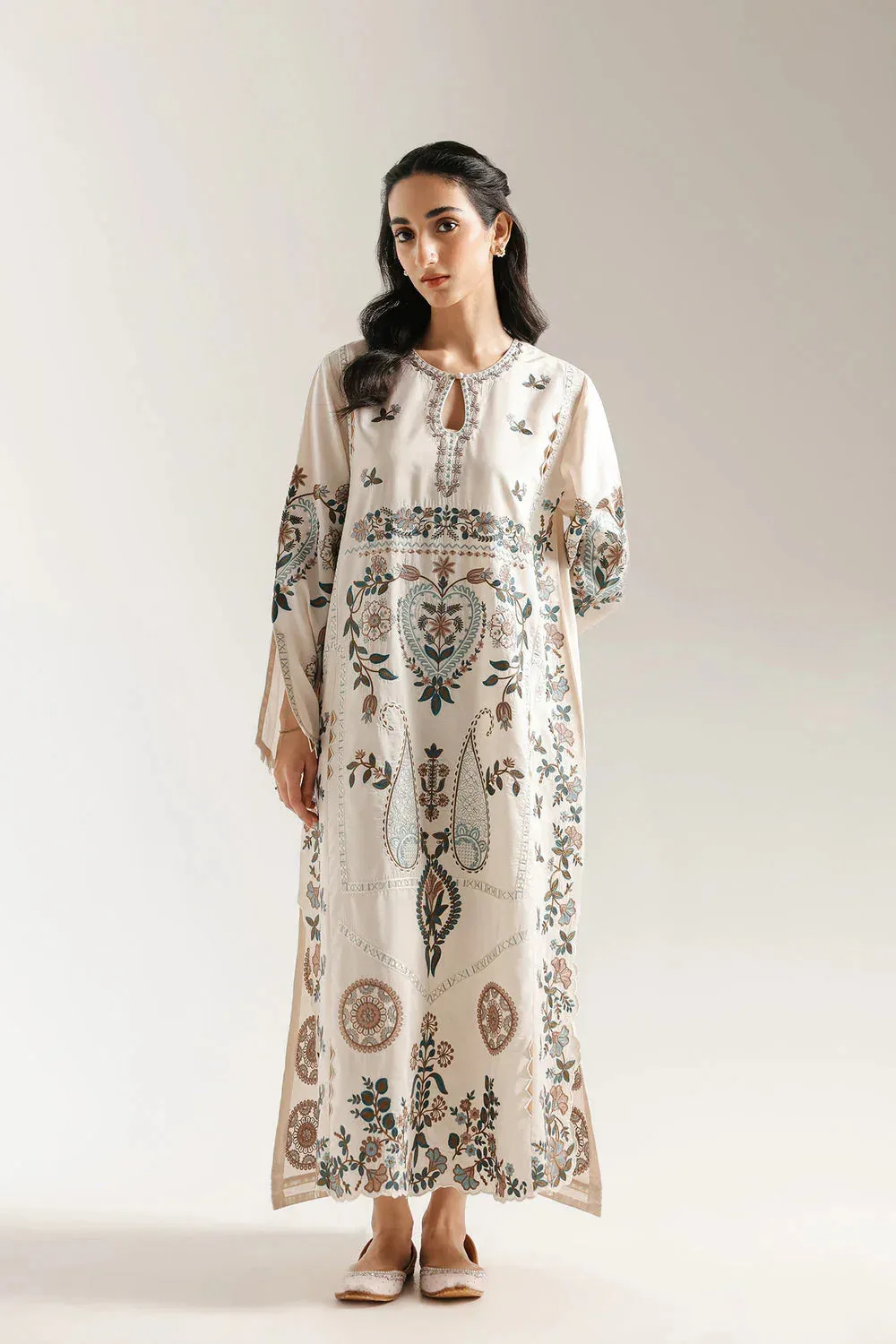Ethnic Rozana Collection 25 Off White – view 3 – Poshaq