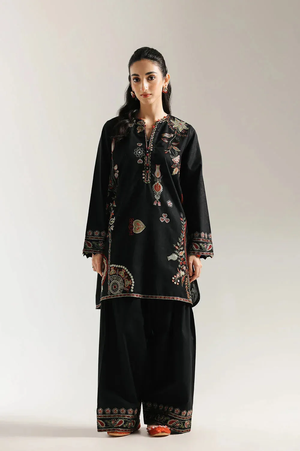 Ethnic Rozana Collection 25 Black – view 1 – Poshaq