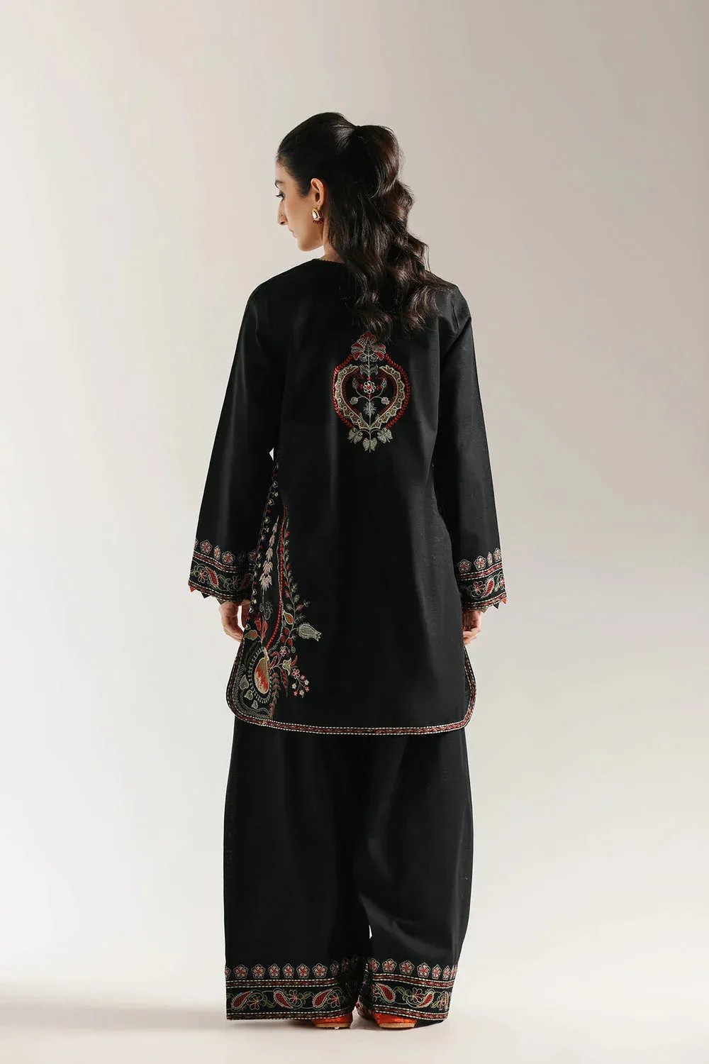Ethnic Rozana Collection 25 Black – view 2 – Poshaq