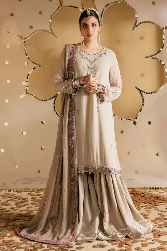 Nureh Mukeshkari Luxe silver gold Raw Silk – view 1 – Poshaq