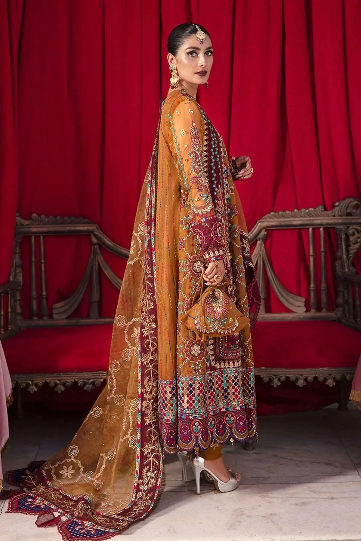 Nureh Jhoomro 25' Pink Raw Silk – view 3 – Poshaq