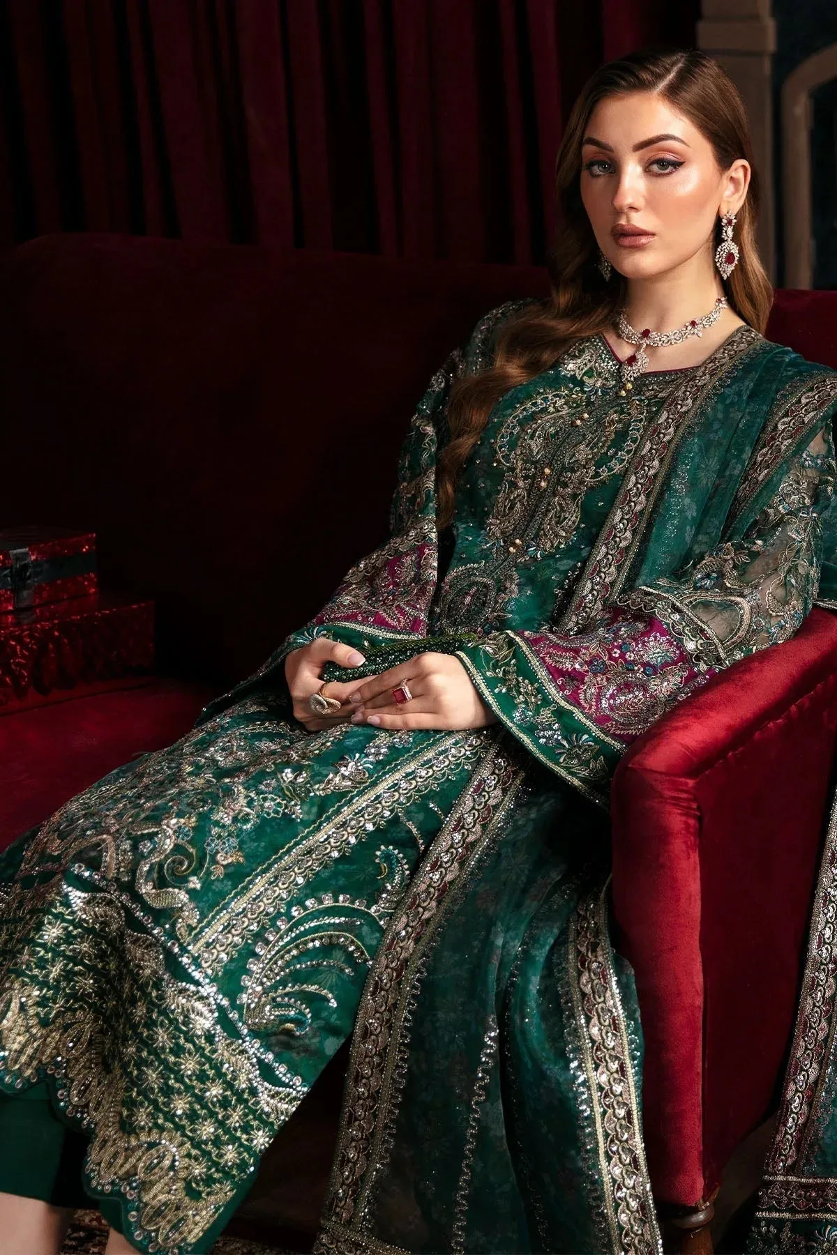 Nureh Elanora Formal 24 Bottle Green Raw Silk – view 5 – Poshaq