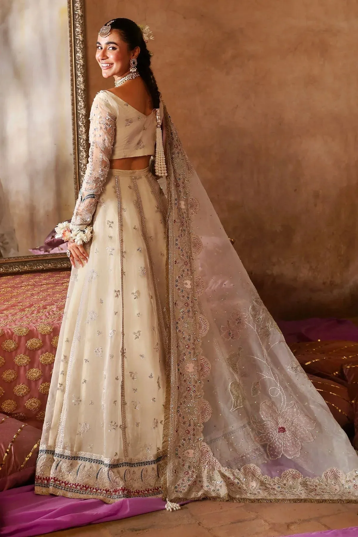 Nureh Jhoomro Wedding Formals Off White Raw Silk – view 3 – Poshaq
