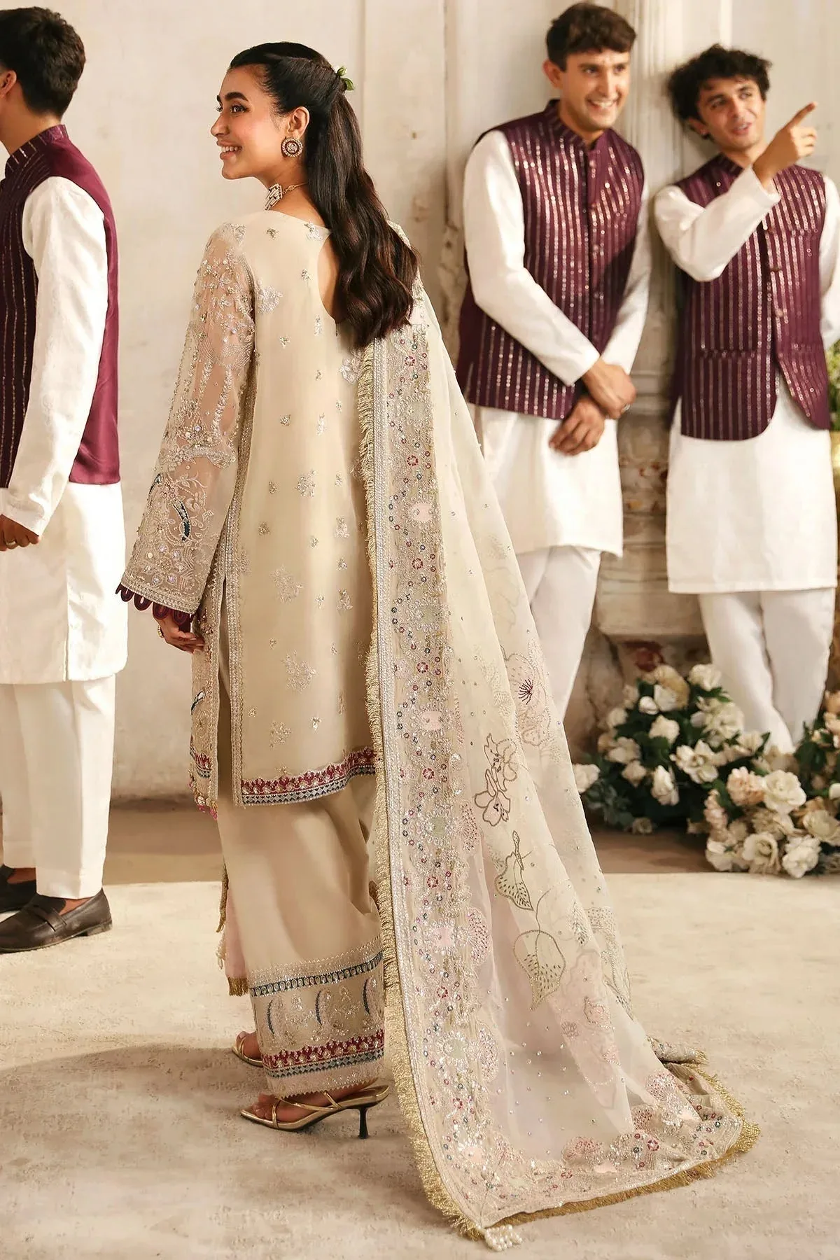 Nureh Jhoomro Wedding Formals Off White Raw Silk – view 5 – Poshaq