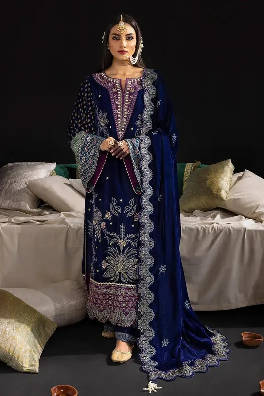 Nureh Maya Velvet 23 Blue Raw Silk – view 1 – Poshaq