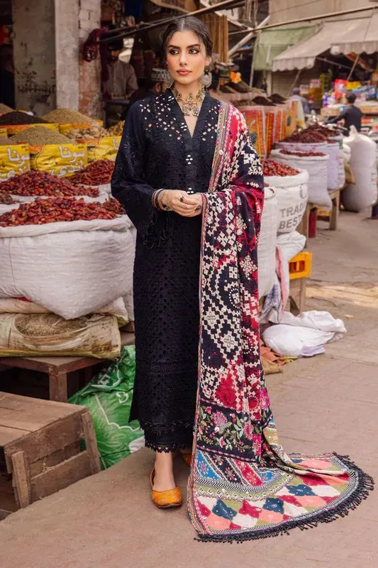 Nureh Bazaar Lawn Black Khaddar – view 1 – Poshaq