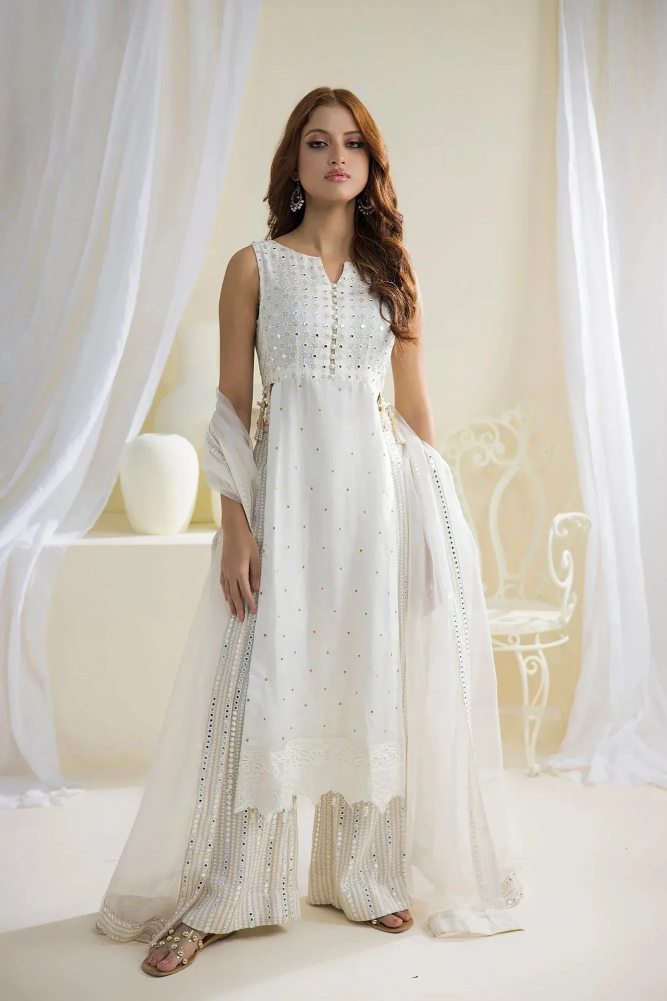 Farhat Jahan Luxury Pret White Organza – view 1 – Poshaq