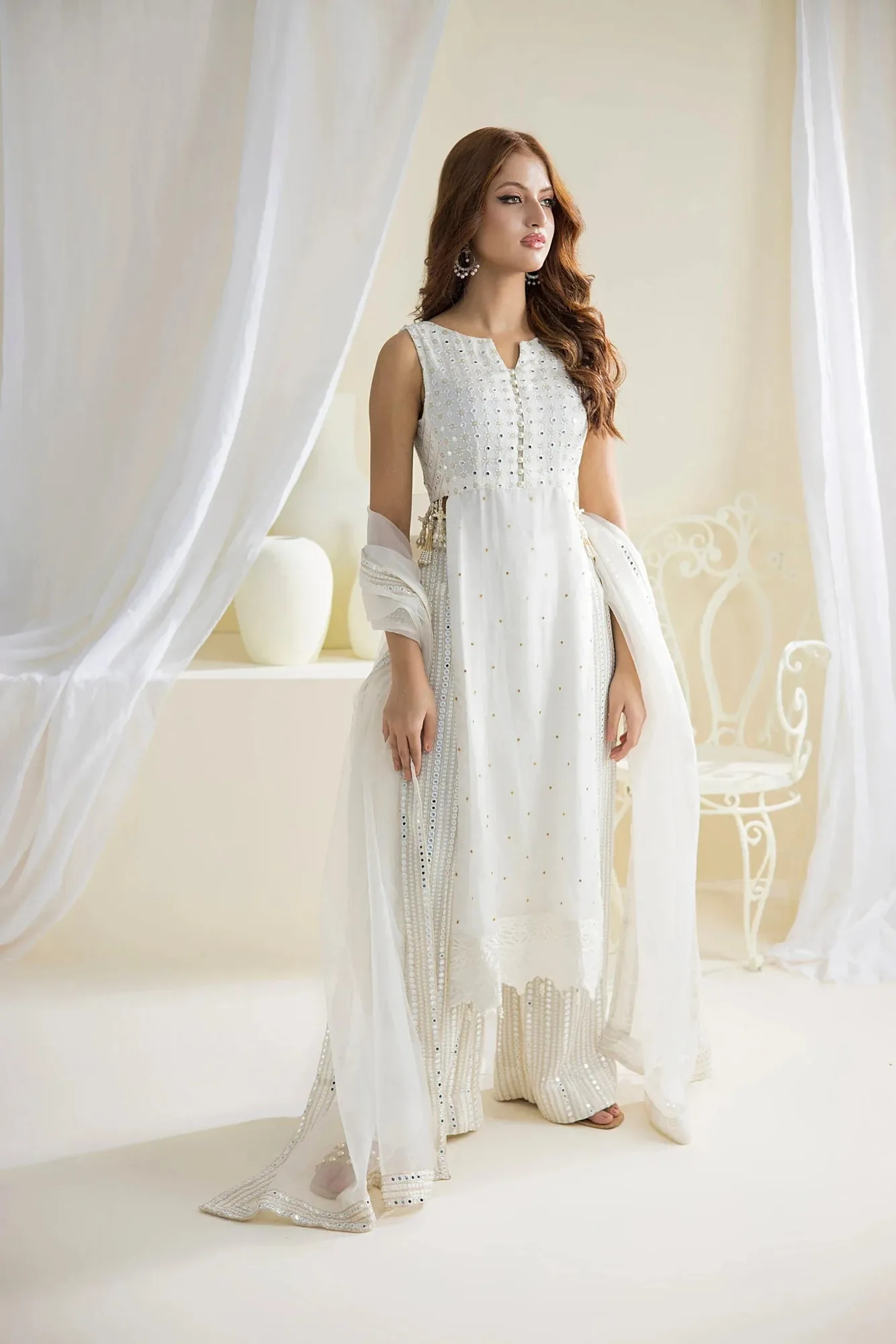 Farhat Jahan Luxury Pret White Organza – view 3 – Poshaq