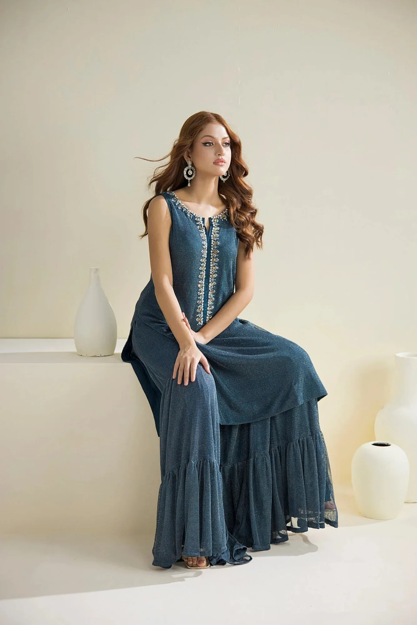 Farhat Jahan Luxury Pret Silver Net – view 4 – Poshaq