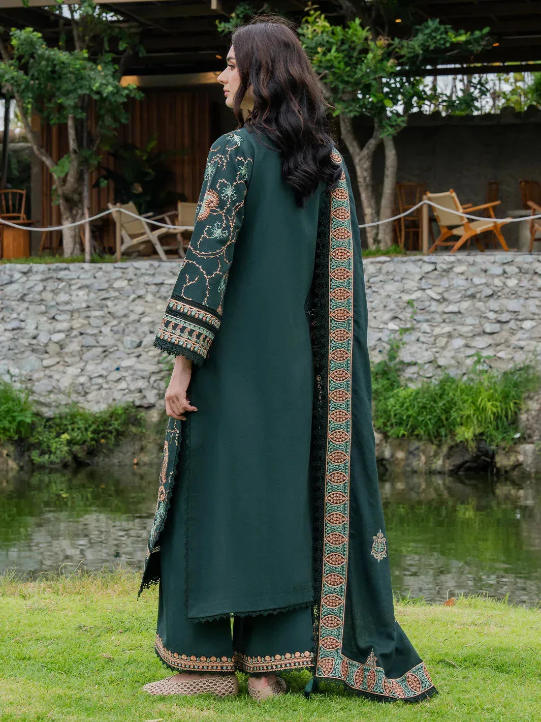Faiza Faisal Hoor Karandi Green Karandi – view 2 – Poshaq