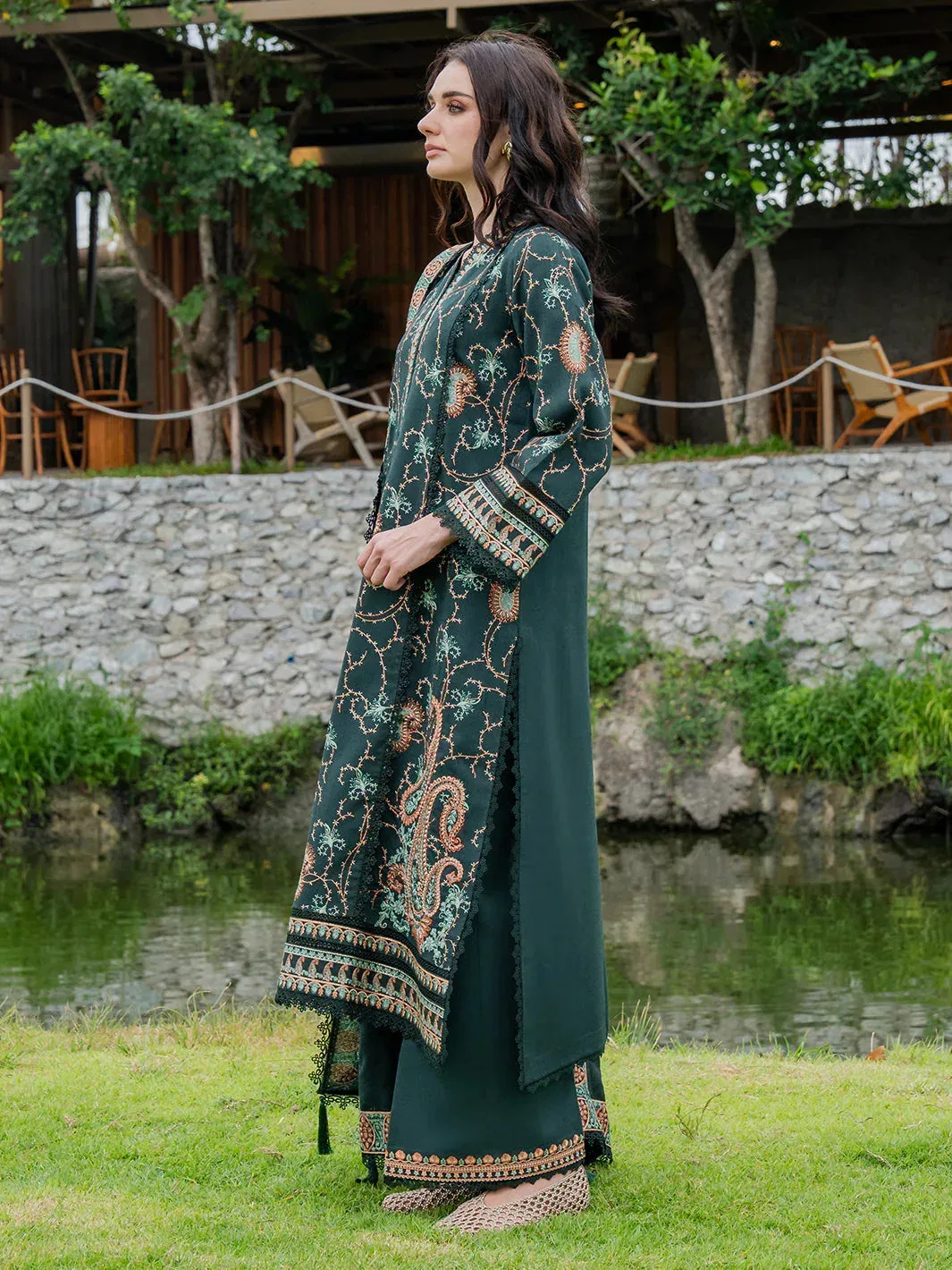 Faiza Faisal Hoor Karandi Green Karandi – view 4 – Poshaq