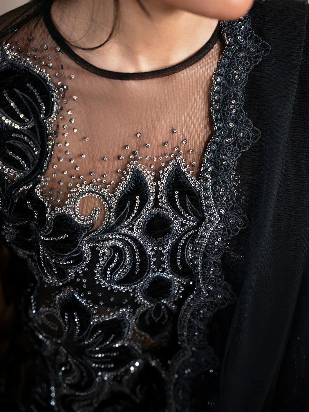 Faiza Faisal Solene Luxury Velvets Black Raw Silk – view 5 – Poshaq