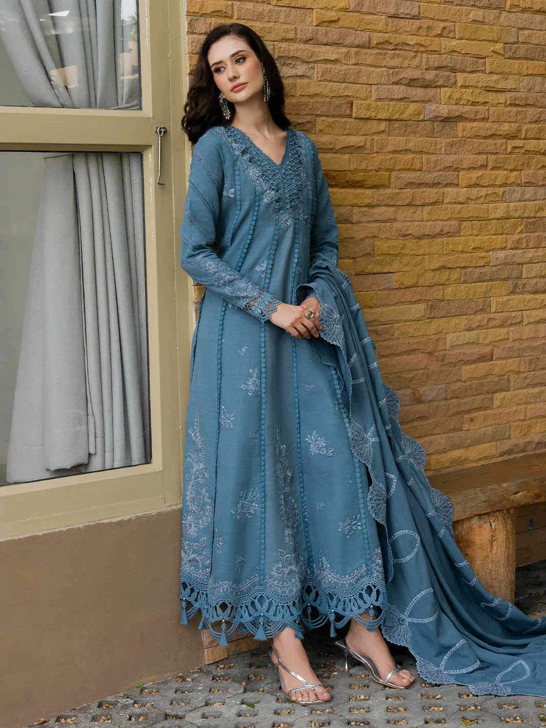 Faiza Faisal Dastaan Khaddar 25 Blue Gray Organza – view 4 – Poshaq