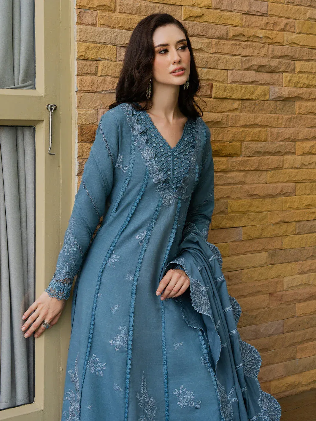 Faiza Faisal Dastaan Khaddar 25 Blue Gray Organza – view 8 – Poshaq