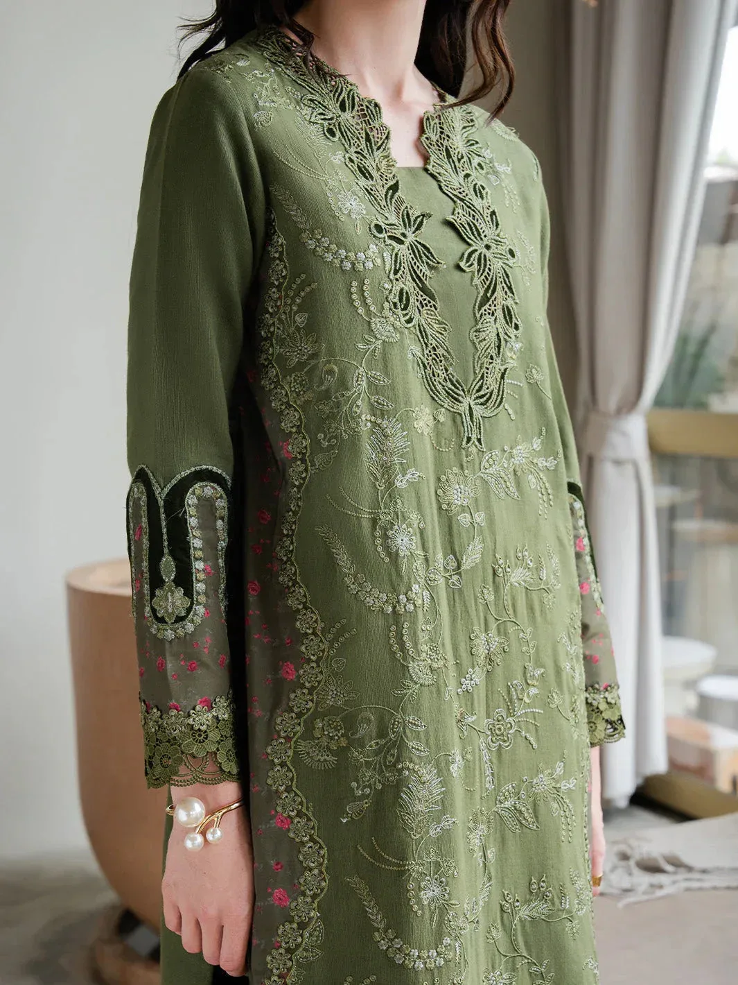 Faiza Faisal Dastaan Khaddar 25 Pastel Green Raw Silk – view 5 – Poshaq