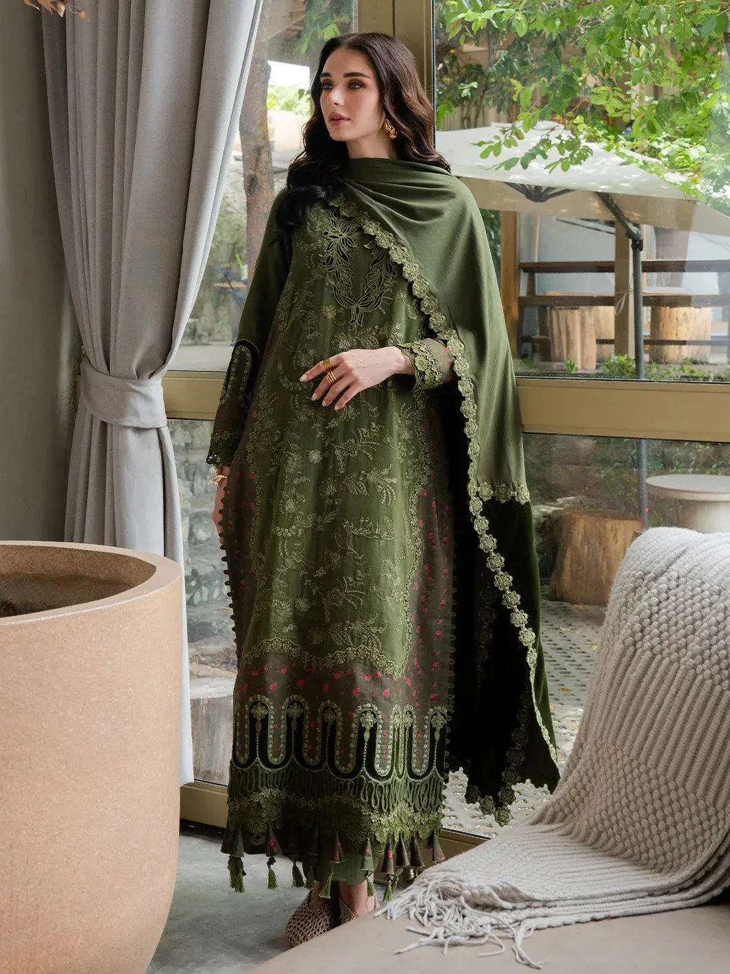 Faiza Faisal Dastaan Khaddar 25 Pastel Green Raw Silk – view 7 – Poshaq