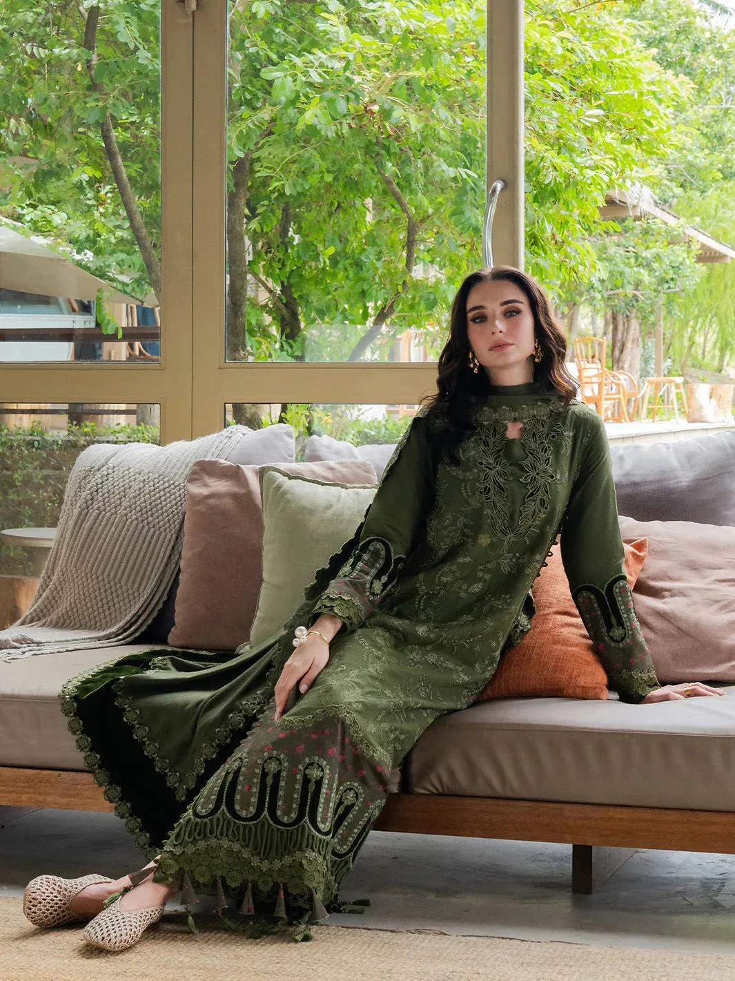 Faiza Faisal Dastaan Khaddar 25 Pastel Green Raw Silk – view 8 – Poshaq