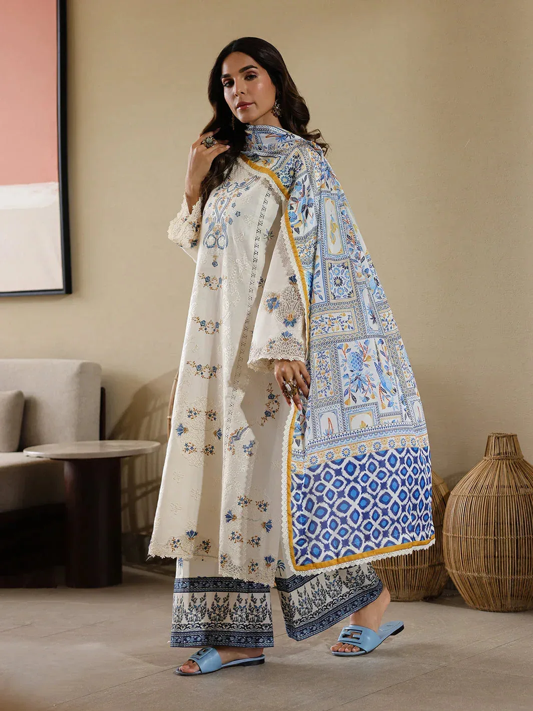 Faiza Faisal Marine Luxury Lawn 25 White Organza – view 2 – Poshaq