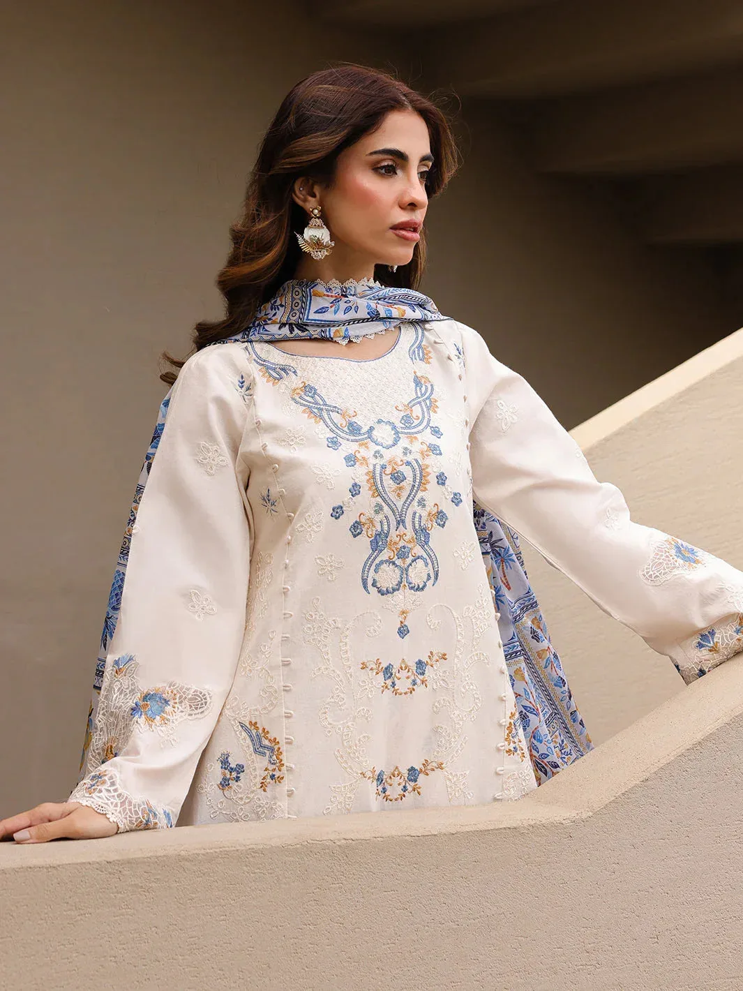 Faiza Faisal Marine Luxury Lawn 25 White Organza – view 8 – Poshaq