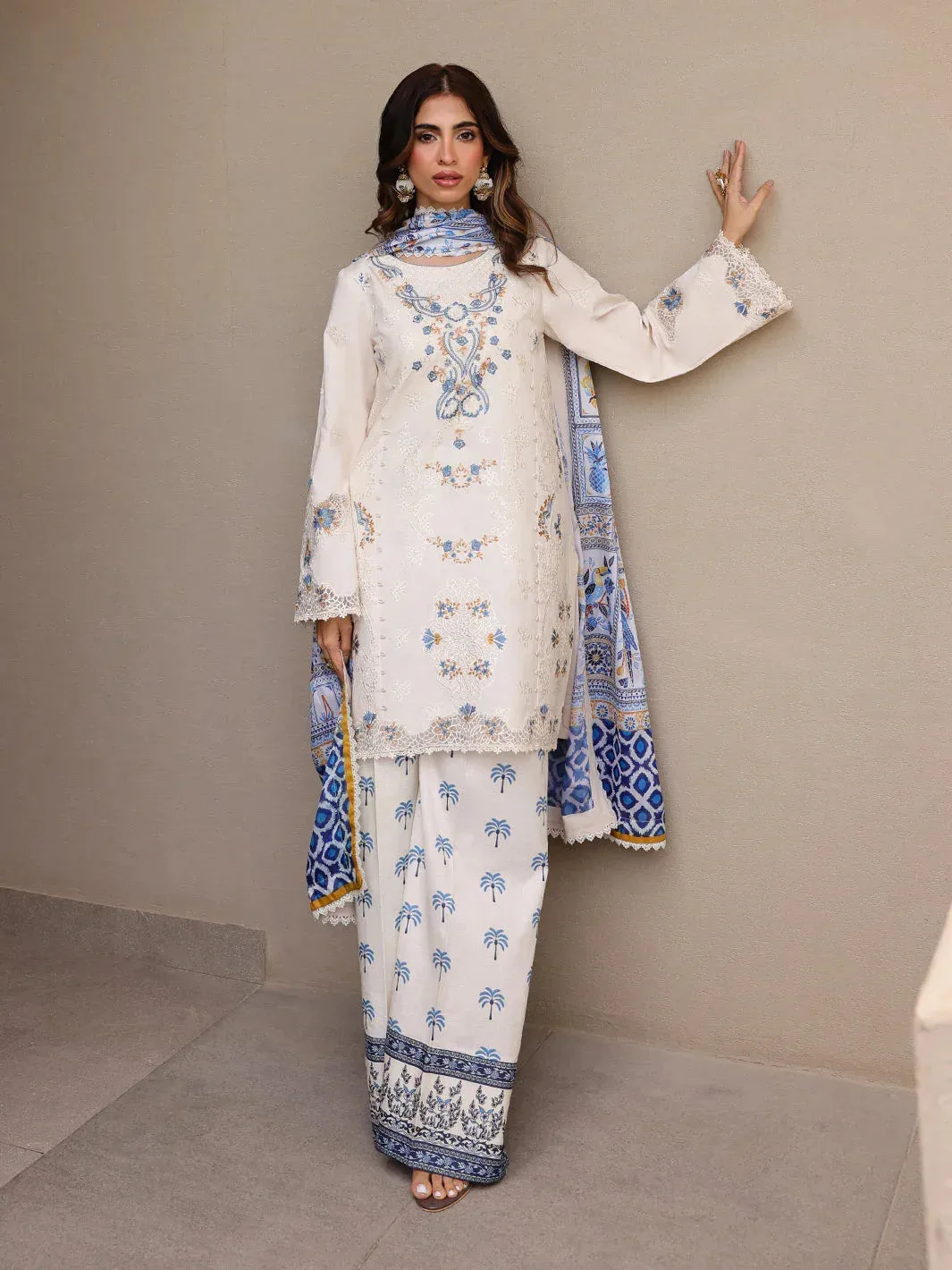 Faiza Faisal Marine Luxury Lawn 25 White Organza – view 9 – Poshaq