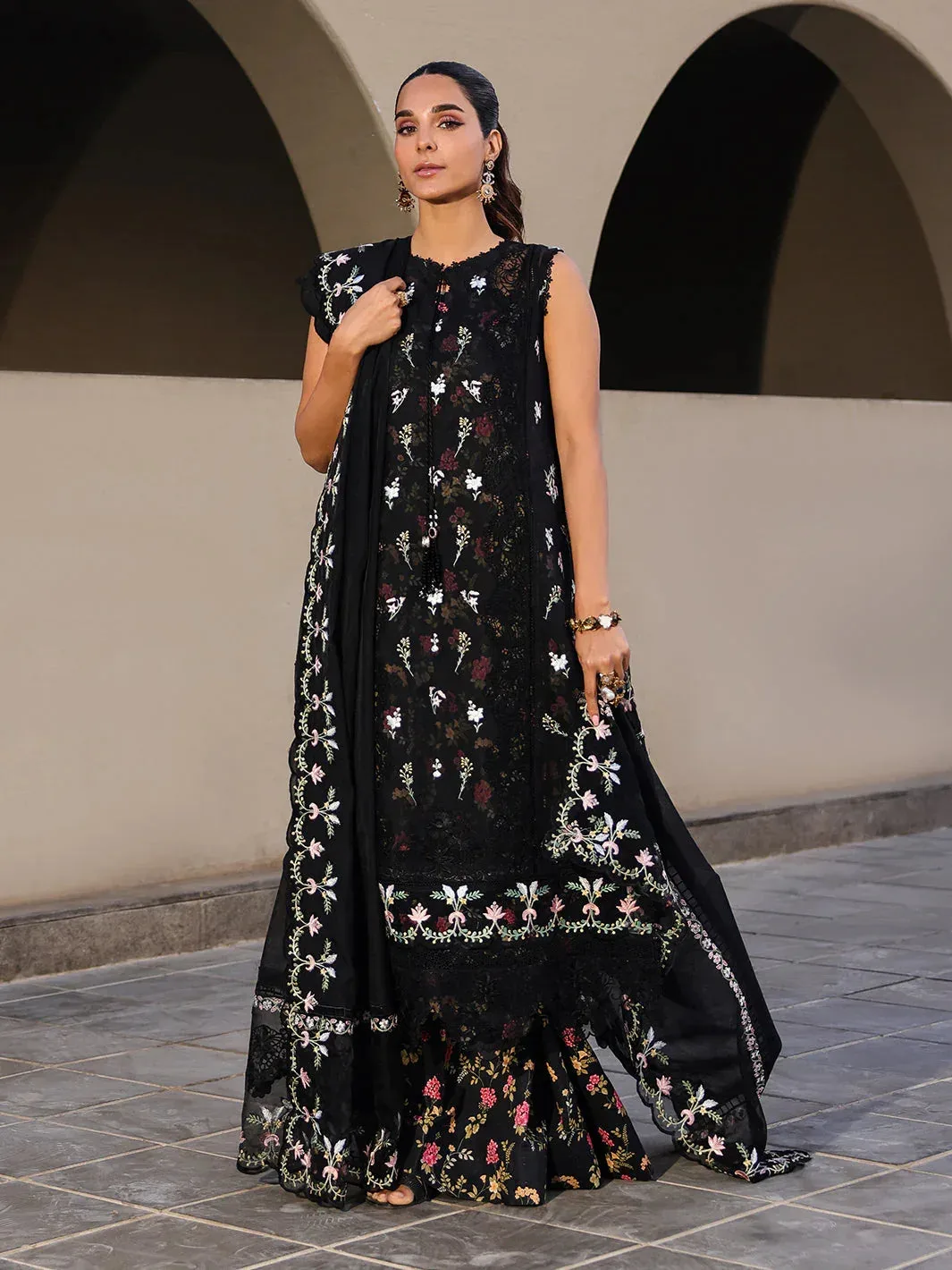 Faiza Faisal Marine Luxury Lawn 25 Black Organza – view 2 – Poshaq