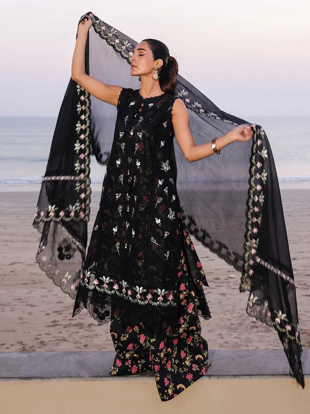 Faiza Faisal Marine Luxury Lawn 25 Black Organza – view 3 – Poshaq