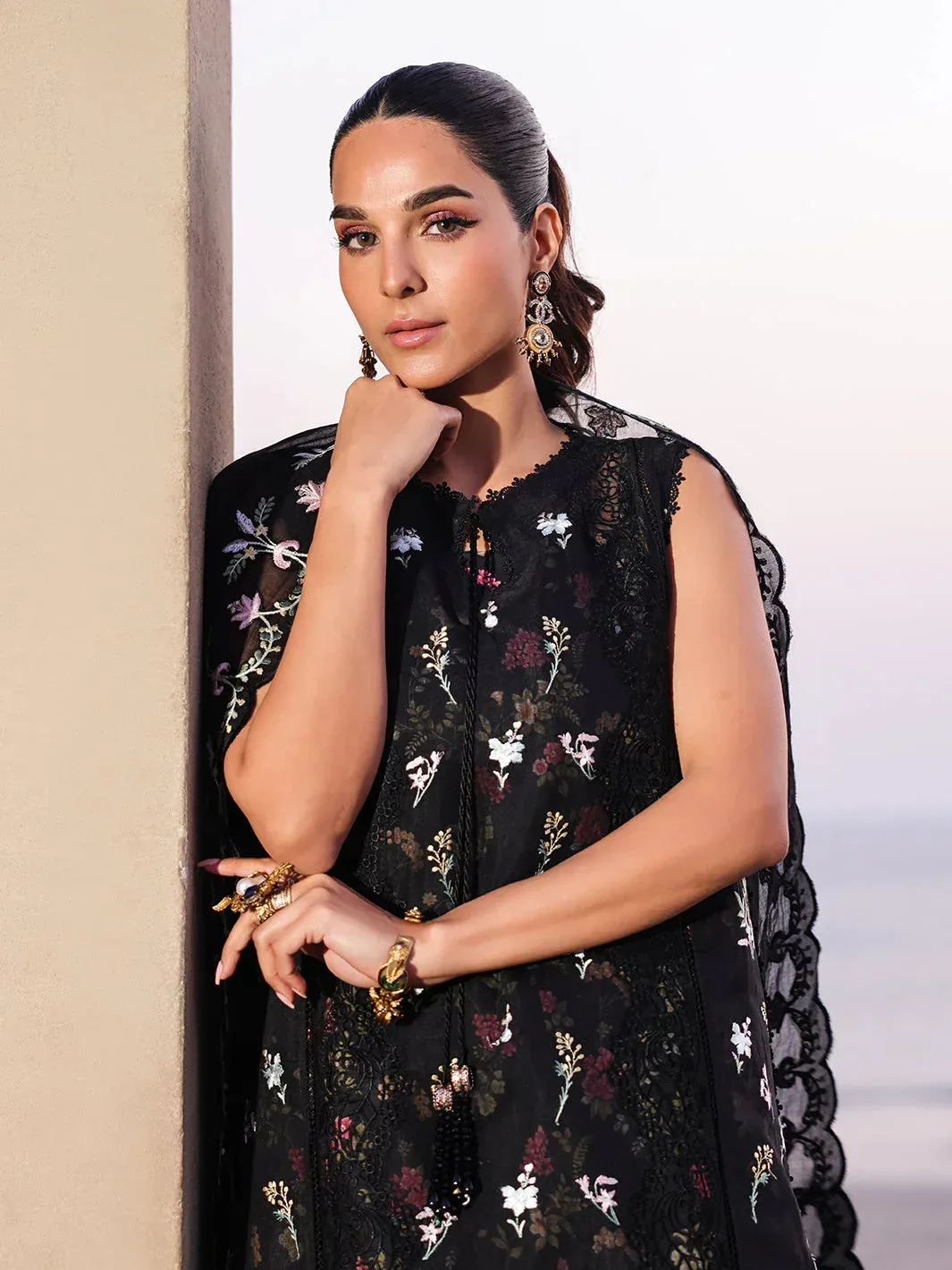 Faiza Faisal Marine Luxury Lawn 25 Black Organza – view 5 – Poshaq
