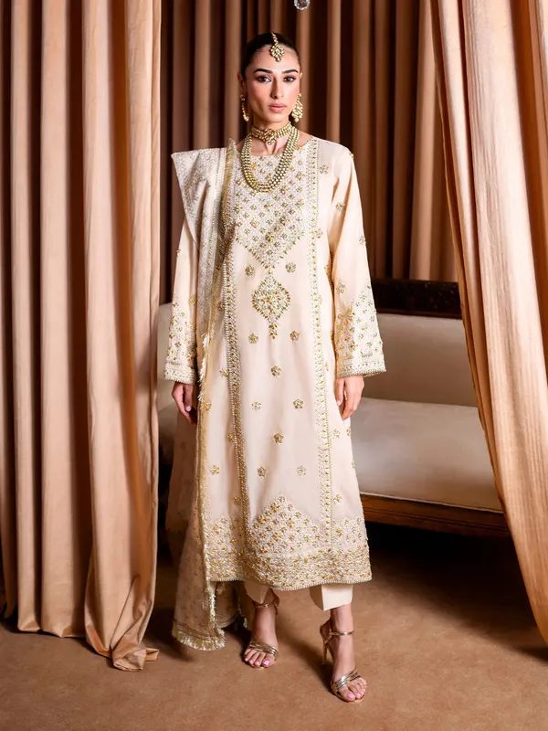 Faiza Faisal Rema Wedding Formals 24 Off White Organza – view 1 – Poshaq
