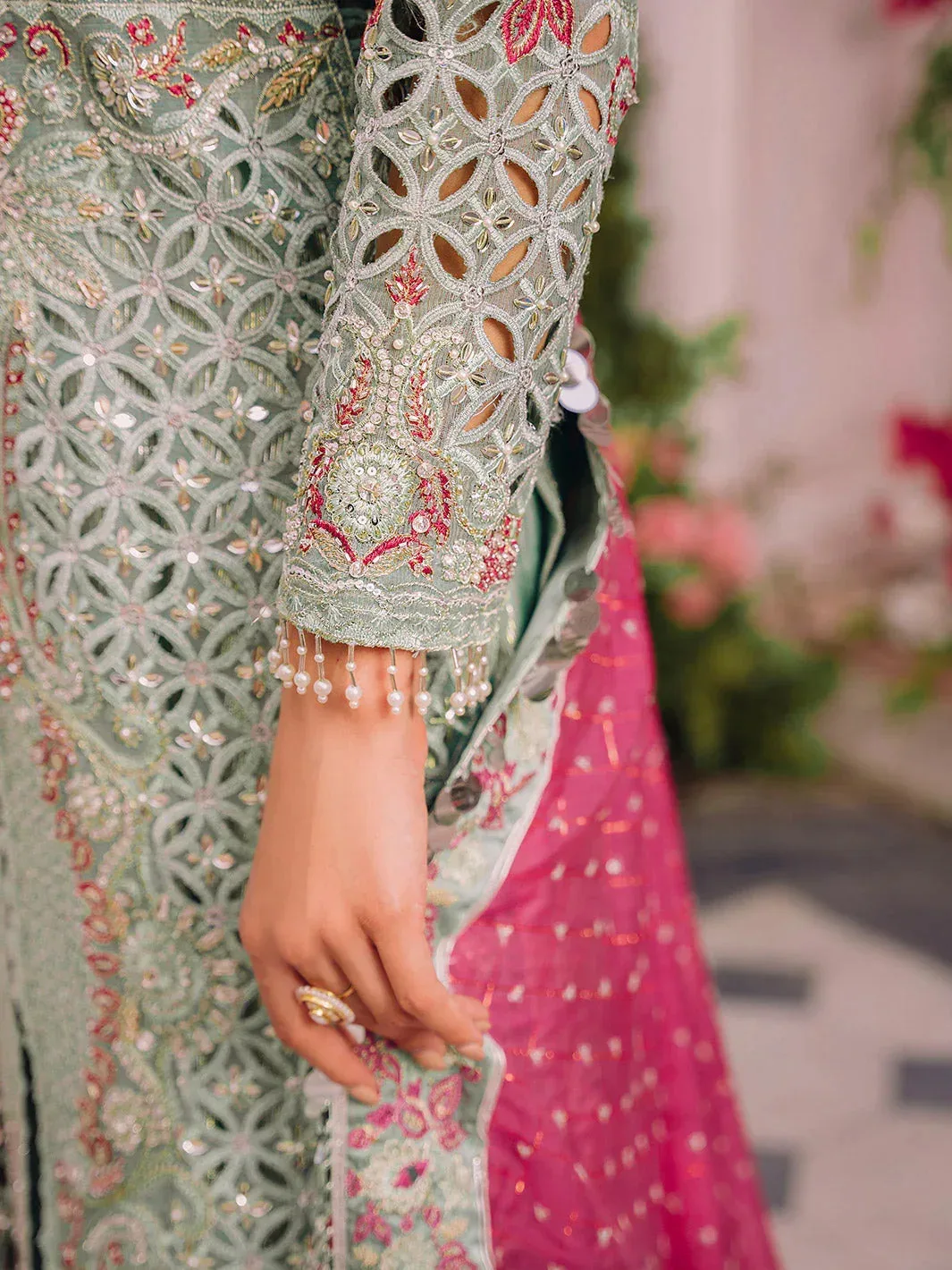 Faiza Faisal Heeriye Luxury Formals Green Raw Silk – view 3 – Poshaq