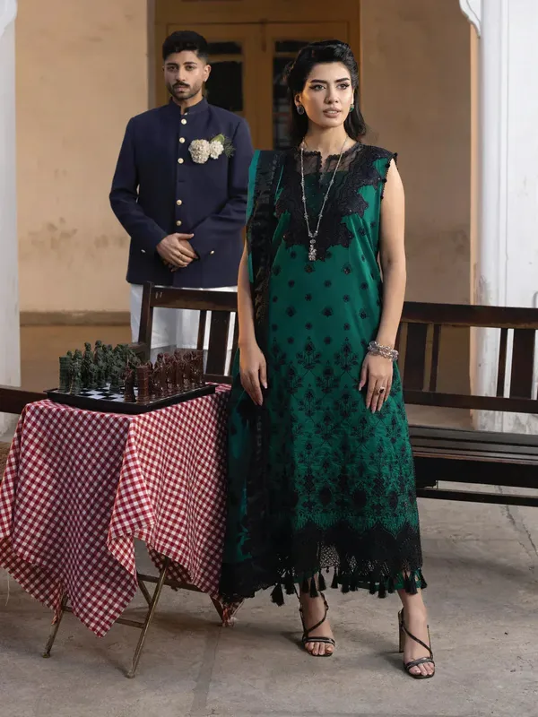 Faiza Faisal Maya Luxury Lawn Green Organza – view 1 – Poshaq