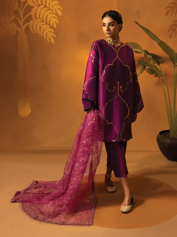Faiza Faisal Signature Pret Eid Edit Wine Organza – view 1 – Poshaq