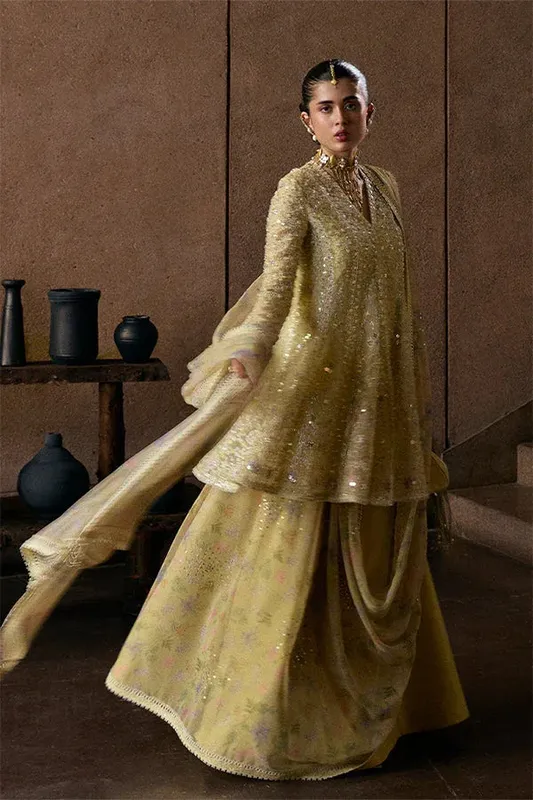 Suffuse Freeshia RTW 25' Yellow Raw Silk – view 1 – Poshaq