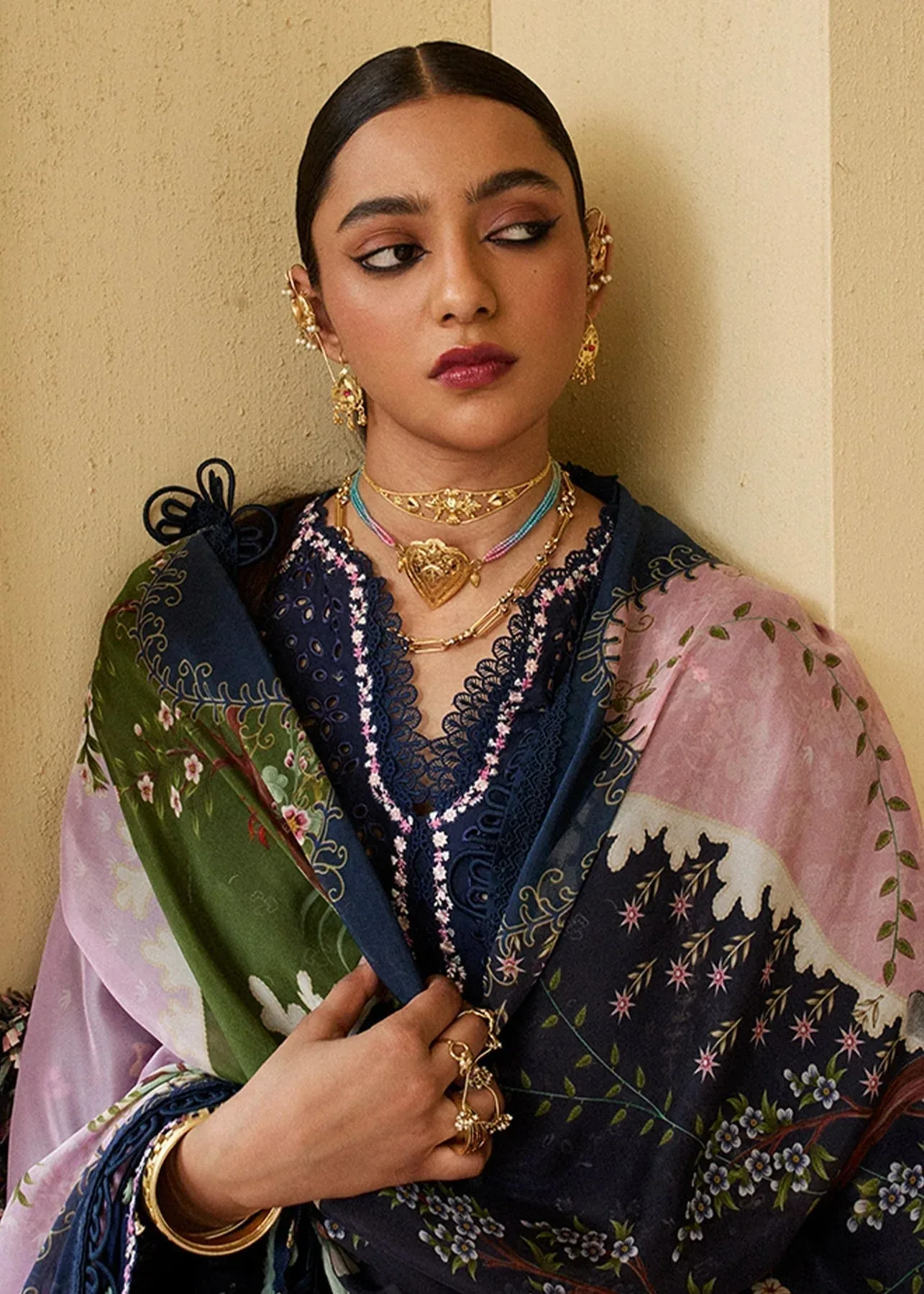 Suffuse Luxury Lawn 25 Navy Blue Organza – view 5 – Poshaq