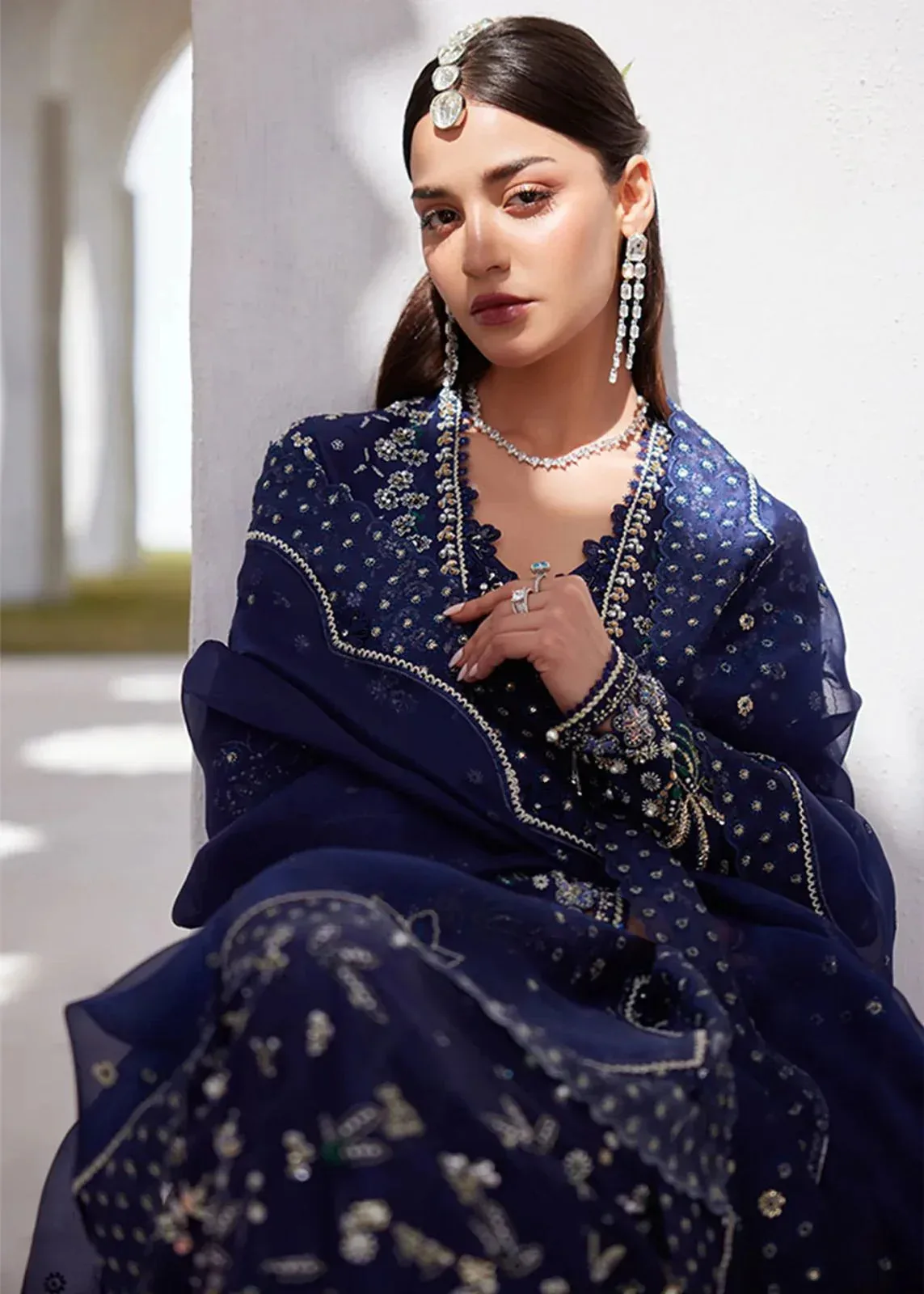 Suffuse Freeshia RTW'24 Navy Blue Raw Silk – view 2 – Poshaq