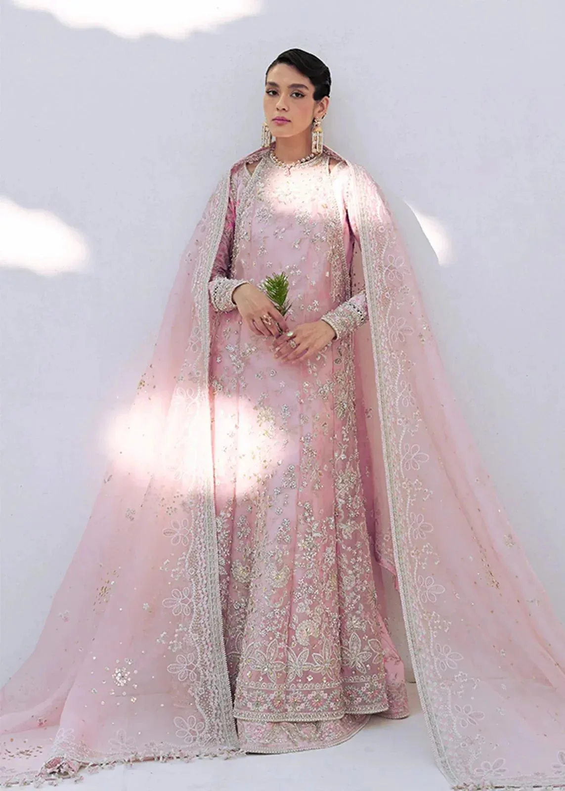 Suffuse Freeshia RTW'24 Silver Raw Silk – view 1 – Poshaq