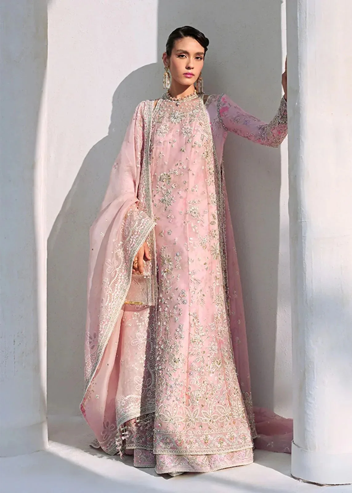 Suffuse Freeshia RTW'24 Silver Raw Silk – view 2 – Poshaq